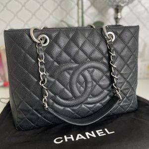 100% Authentic Chanel GST Back caviar Tote, Silver